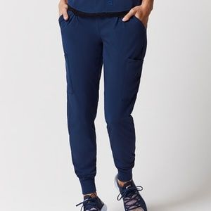 Jaanuu navy blue pleated jogger scrub pants
